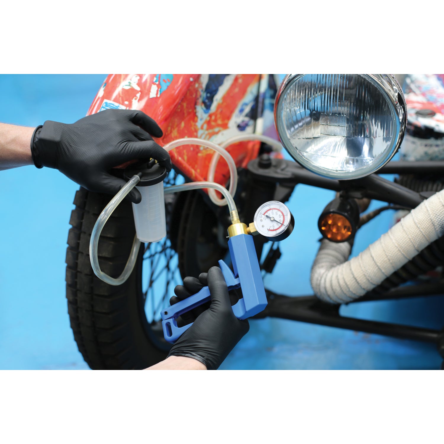 Laser Vacuum Tester and Brake Bleed Kit Handheld Automotive Vacuum Pump 8018