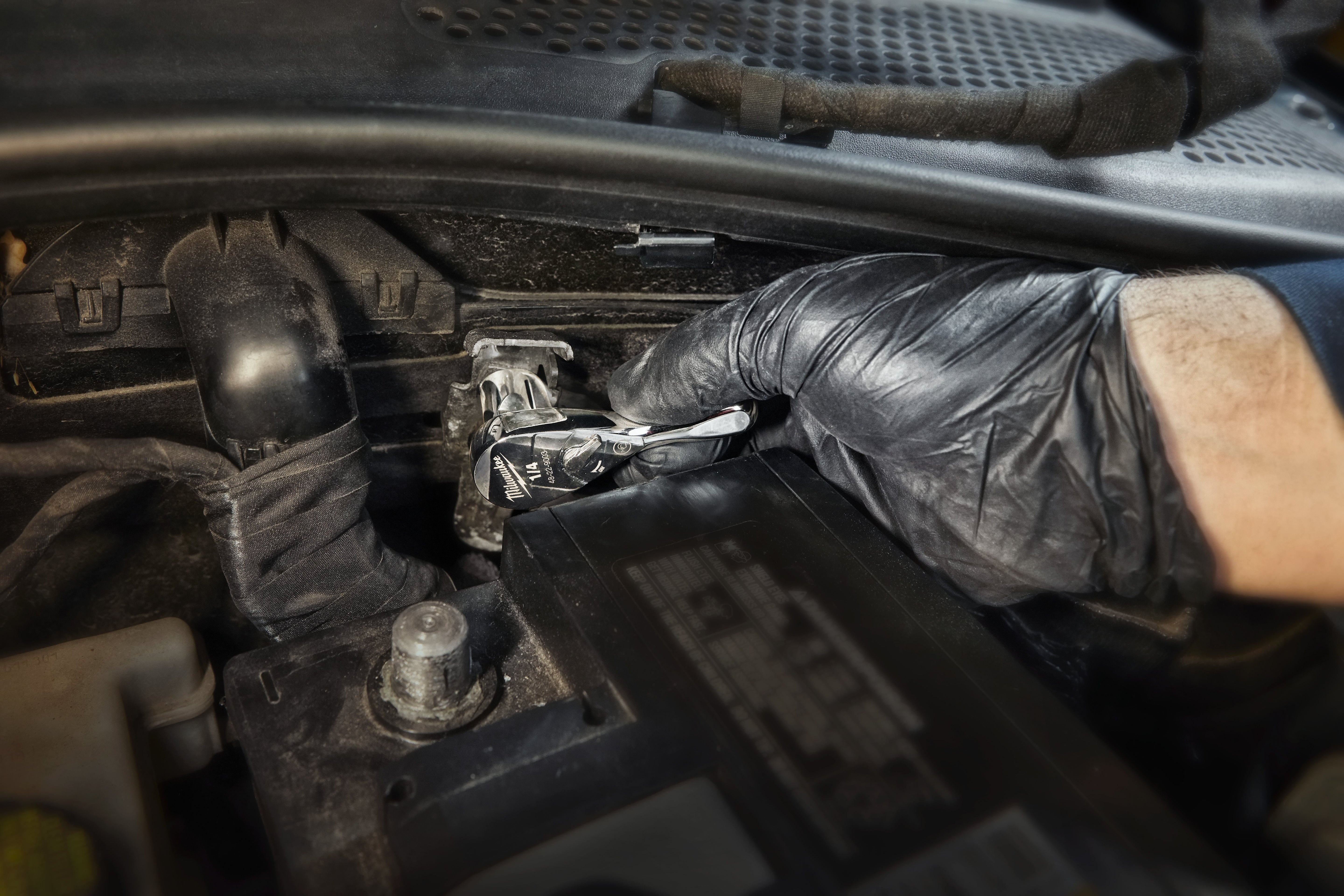 Milwaukee 1/4" Drive Compact Ratchet - 76mm long 4932479646