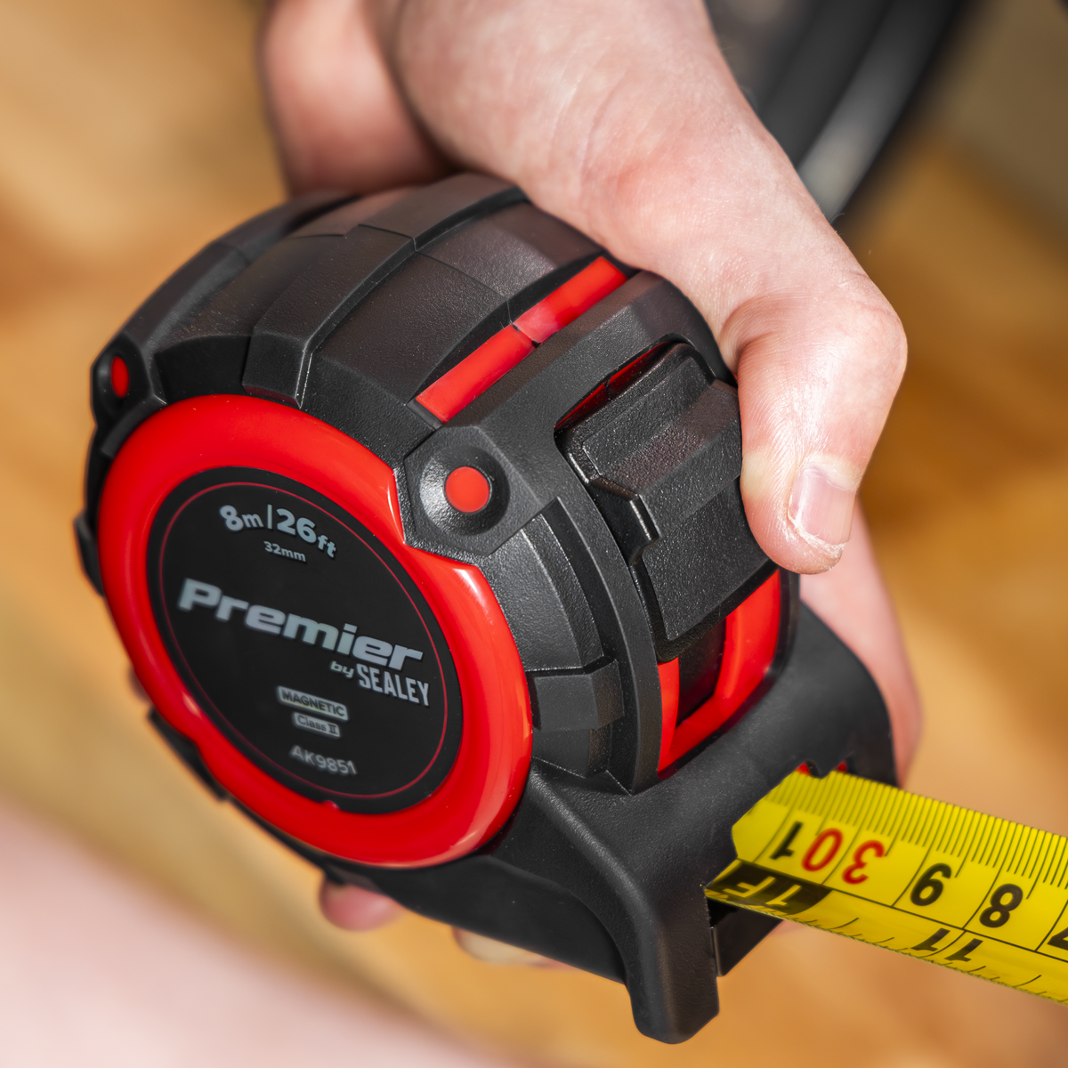 Sealey Premier Metric/Imperial Tape Measure Extra-Wide Blade 8m(26ft) x 32mm AK9851