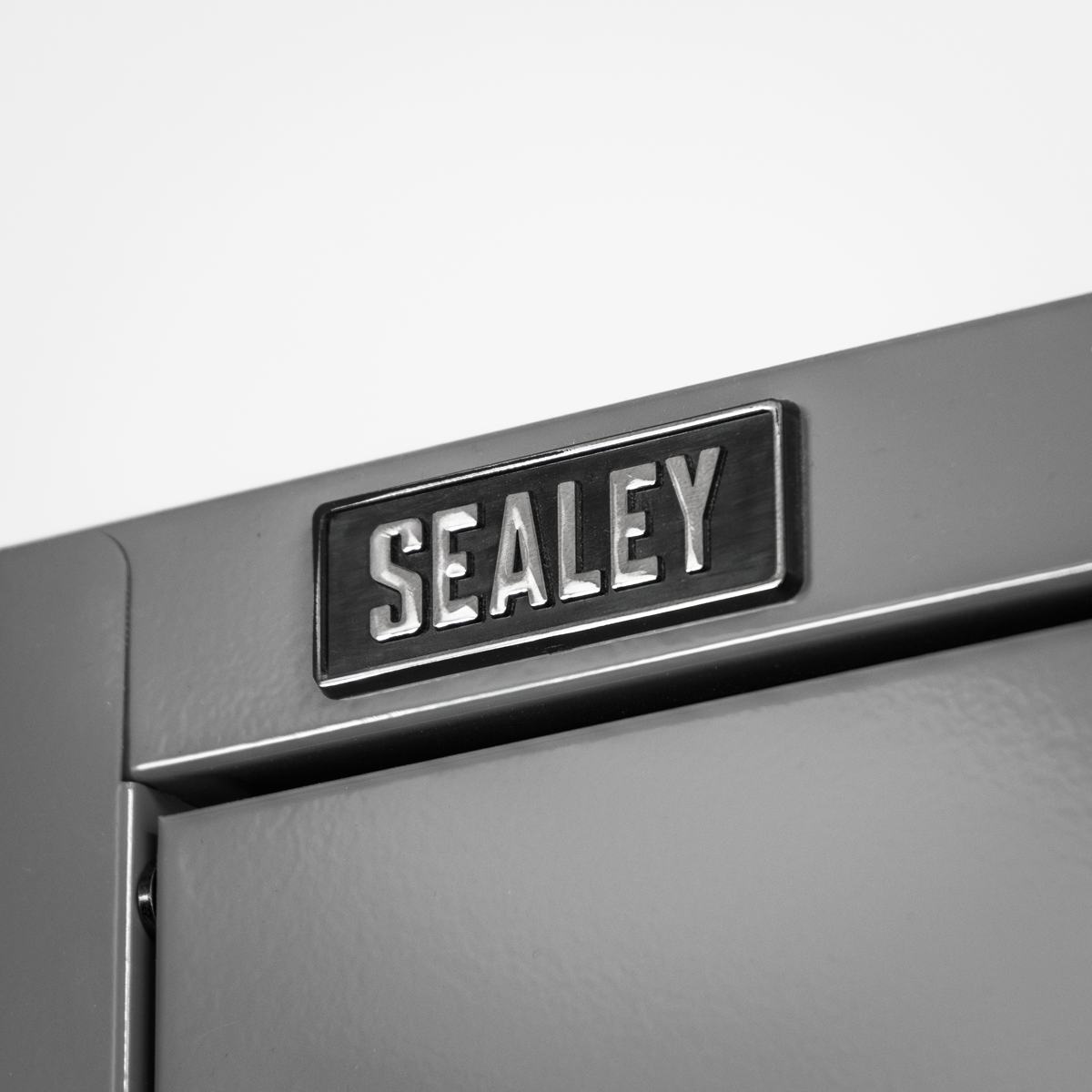 Sealey Superline PRO® Black Edition Modular Wall Cabinet 680mm APMS32BE
