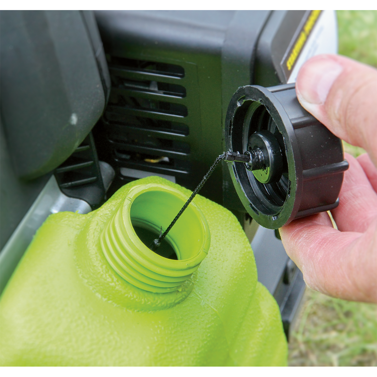 Sealey 1000W Inverter Generator 2-Stroke Engine 230V G1000I