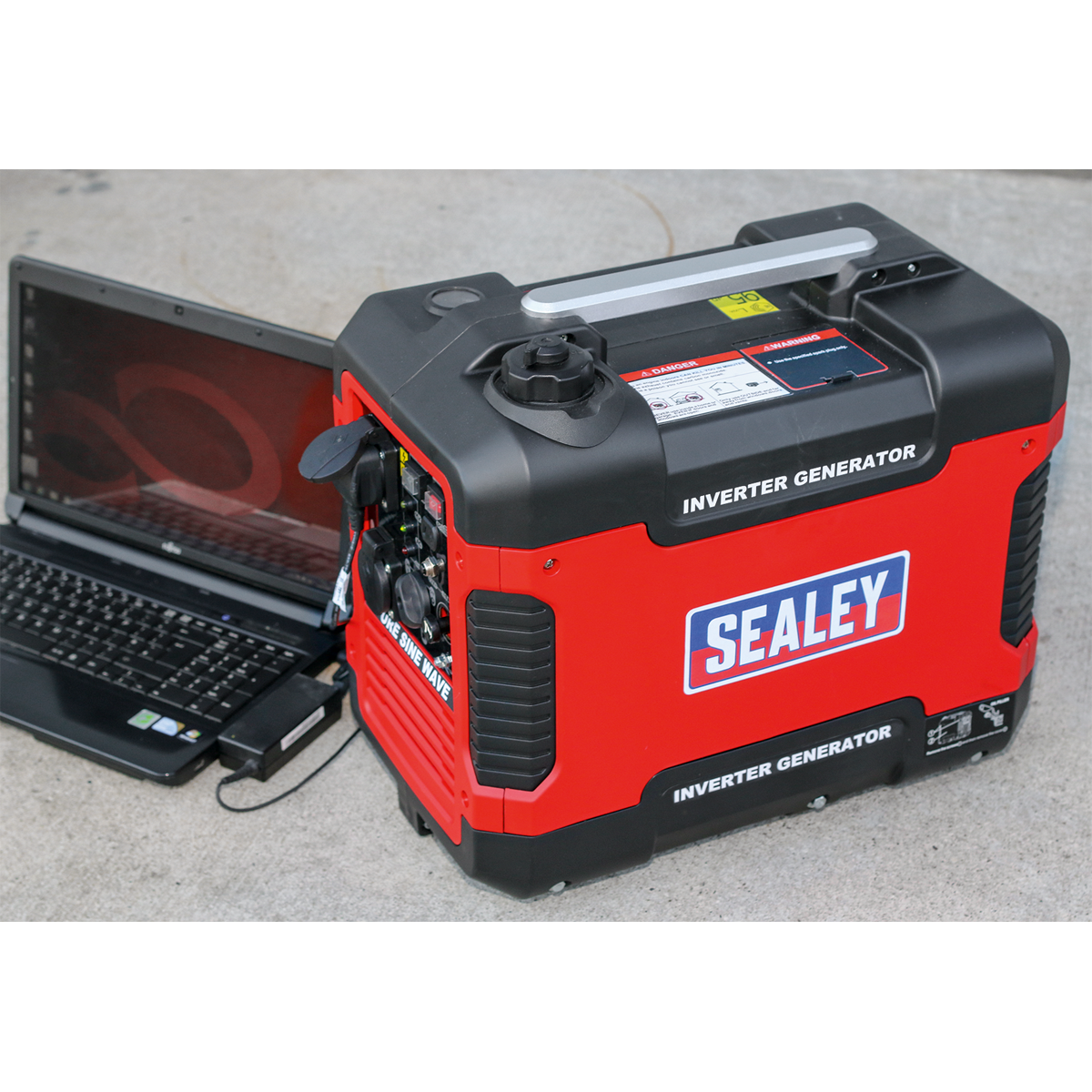 Sealey 2000W Inverter Generator 4-Stroke Engine 230V G2000I