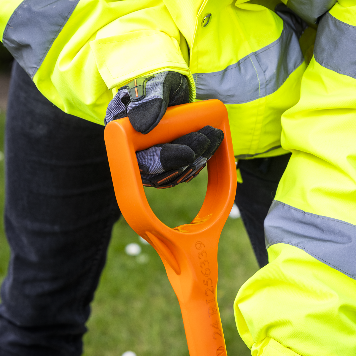Sealey Insulated General Service Shovel HVCT07