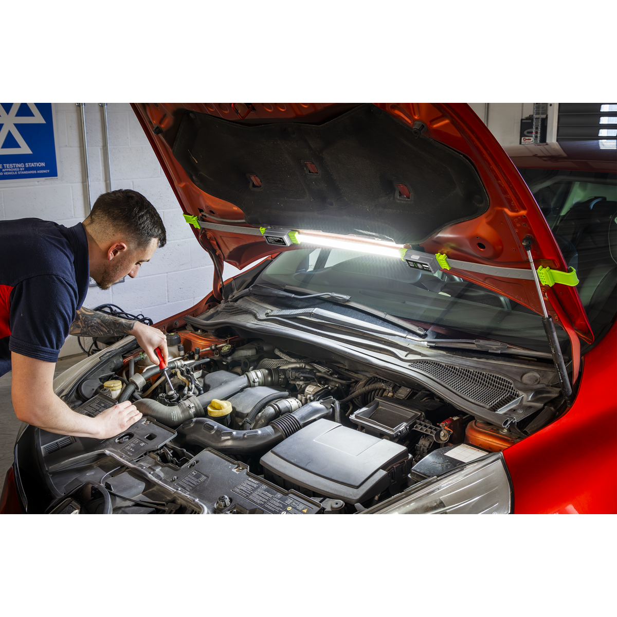 Sealey Rechargeable Flexible Under-Bonnet Light 10W COB LED LED142