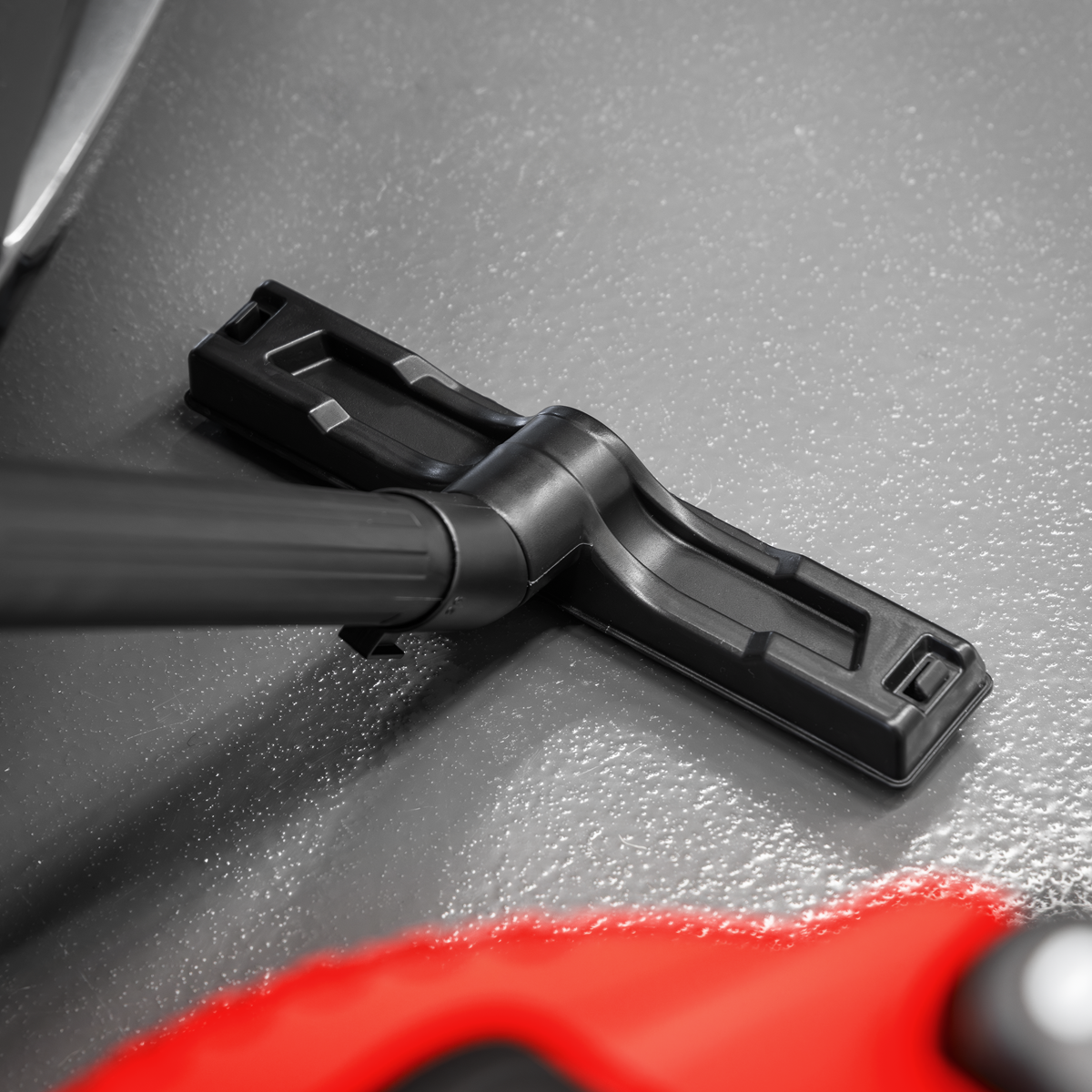 Sealey 20L Vacuum Cleaner Wet & Dry 1250W/230V PC200
