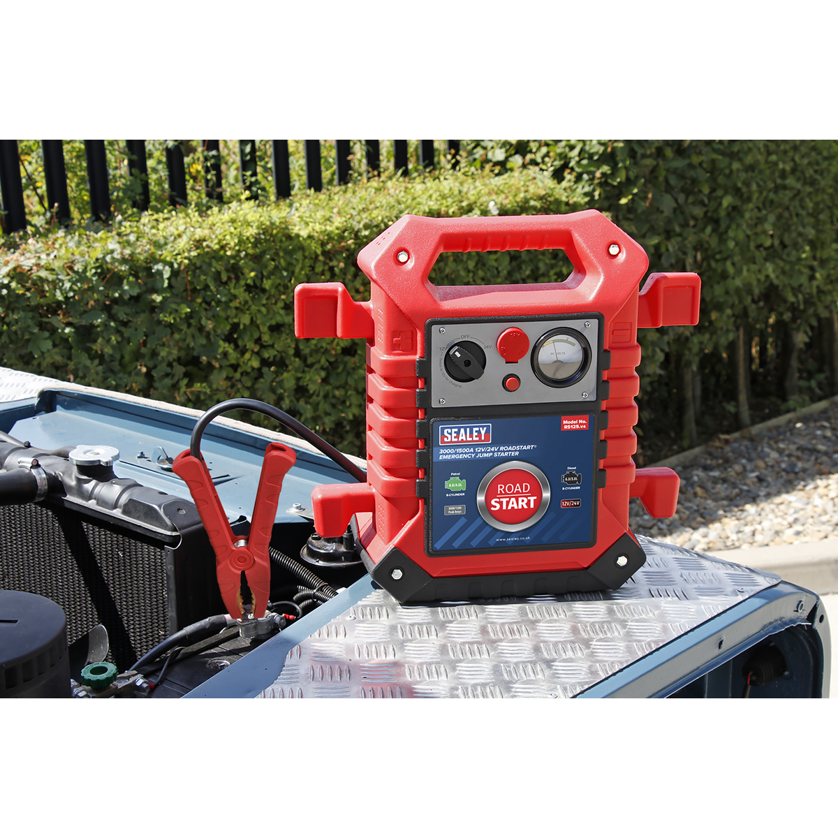 Sealey RoadStart® 12/24V Emergency Jump Starter 3000/1500 Peak Amps RS125