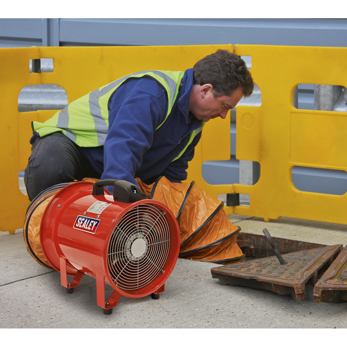 Sealey Portable Ventilator with 5m Ducting 300mm VEN300