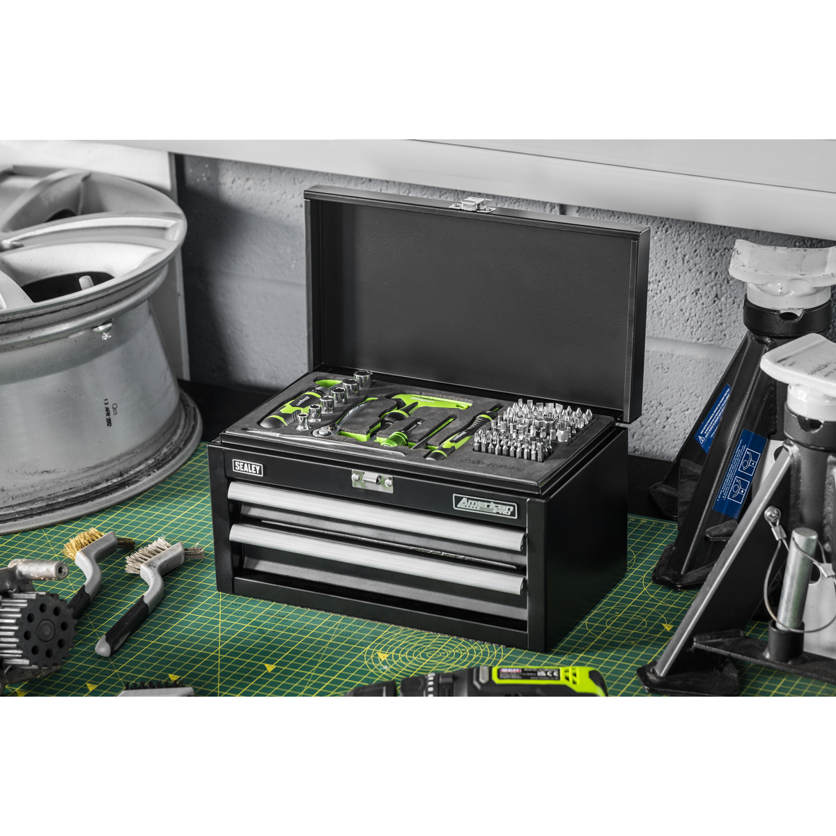 Sealey Siegen Mini Toolbox 2 Drawer with 111pc Tool Kit S01335