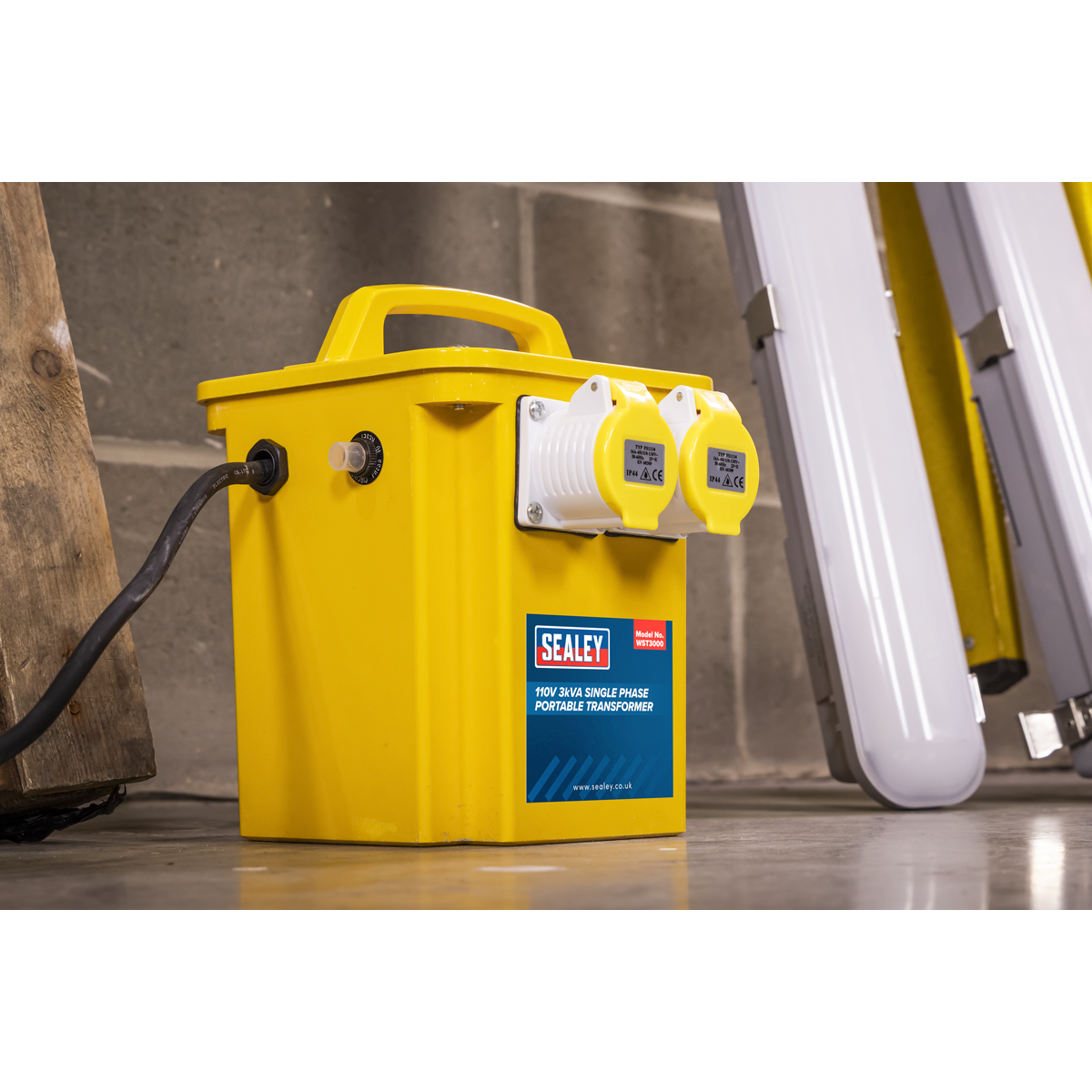 Sealey Portable Transformer 3000VA WST3000