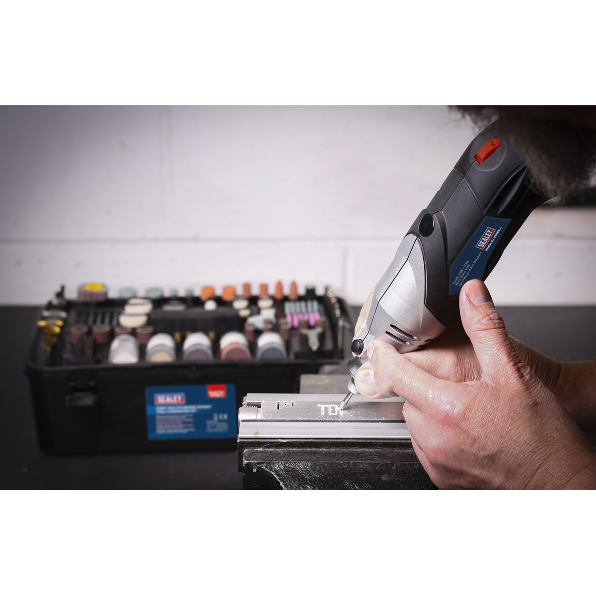 Sealey Multipurpose Rotary Tool & Engraver Kit 230V 219pc E5188
