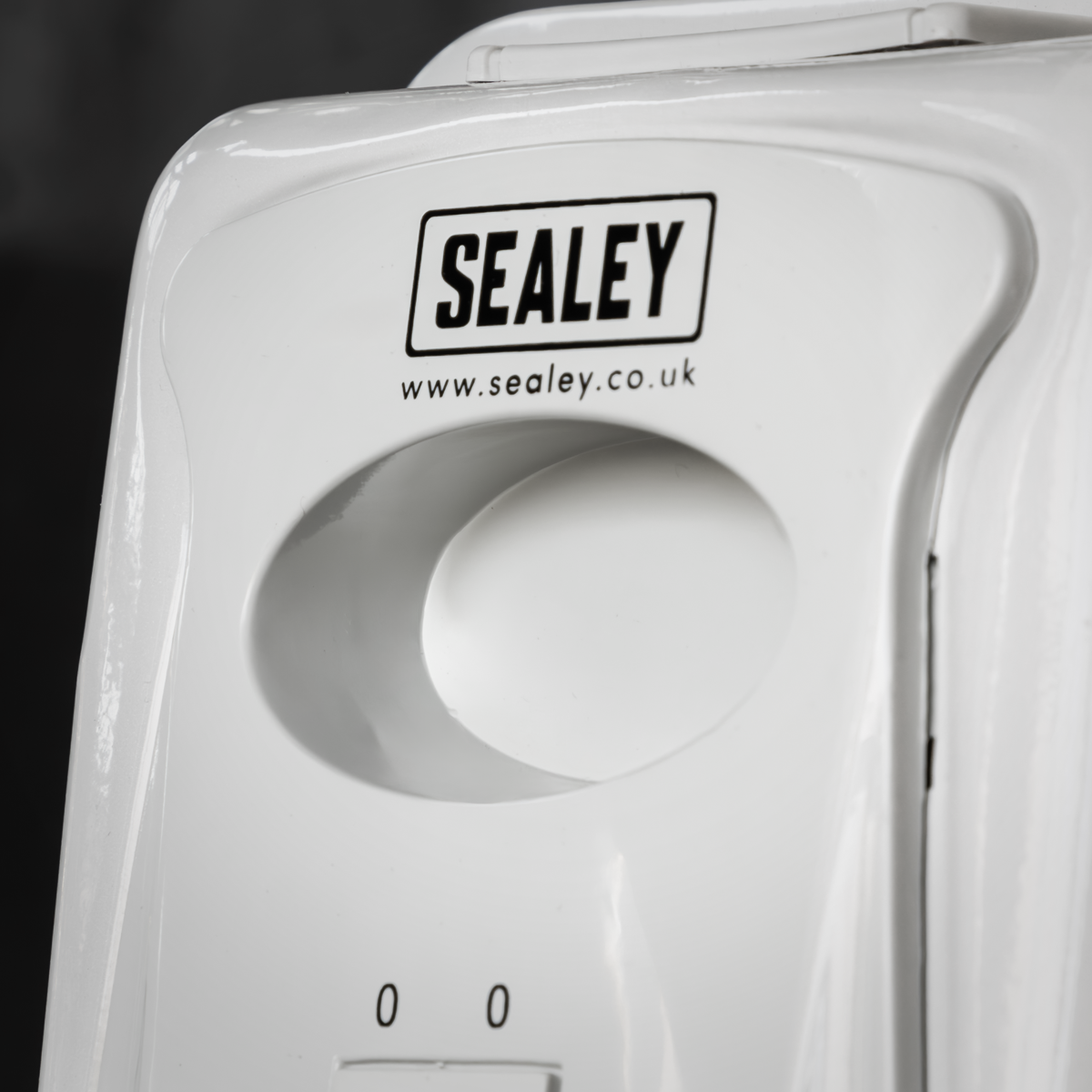 Sealey 11-Element Oil-Filled Radiator 2500W/230V RD2500