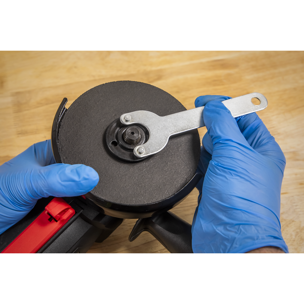 Sealey Angle Grinder Ø115mm 750W/230V SG115E