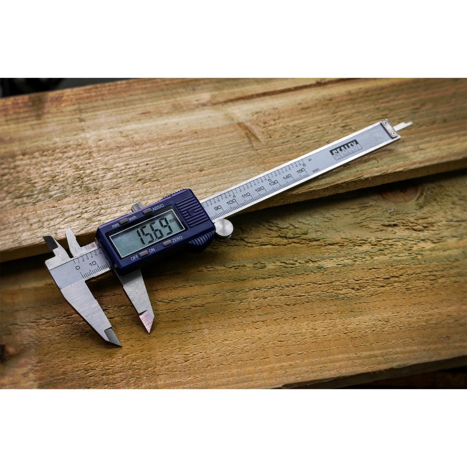 Sealey Digital Vernier Calliper 0-150mm/0-6" High Precision Tool AK962EV - Tools 2U Direct SW